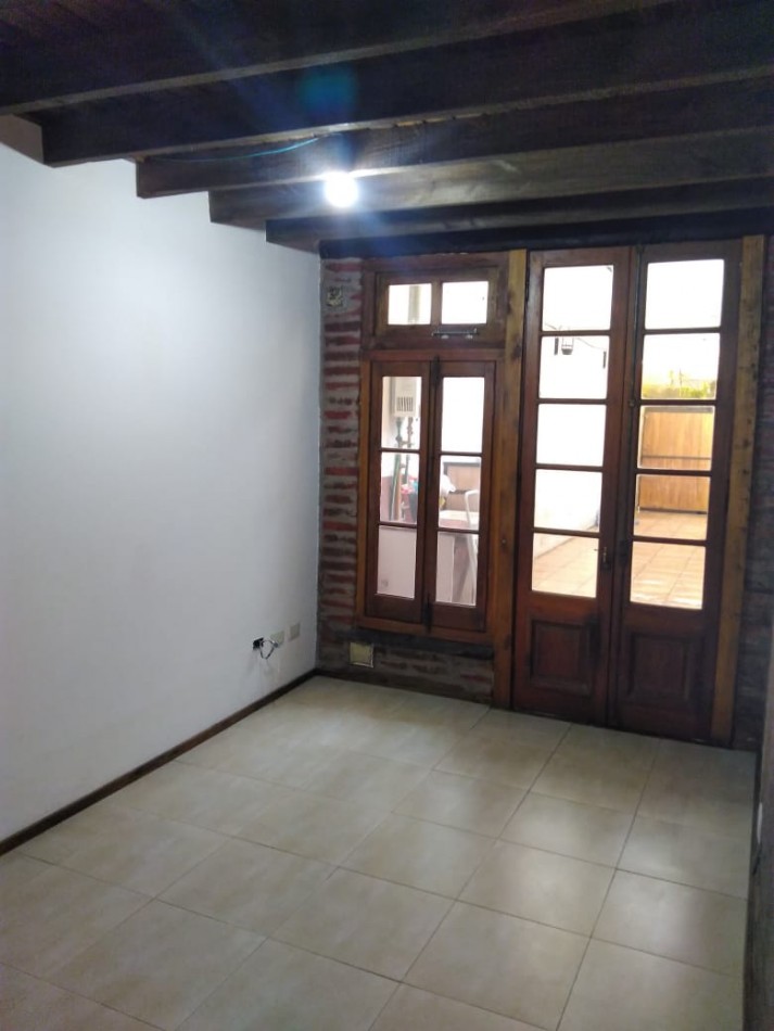 Alquiler Duplex en Muñiz, San Miguel. 