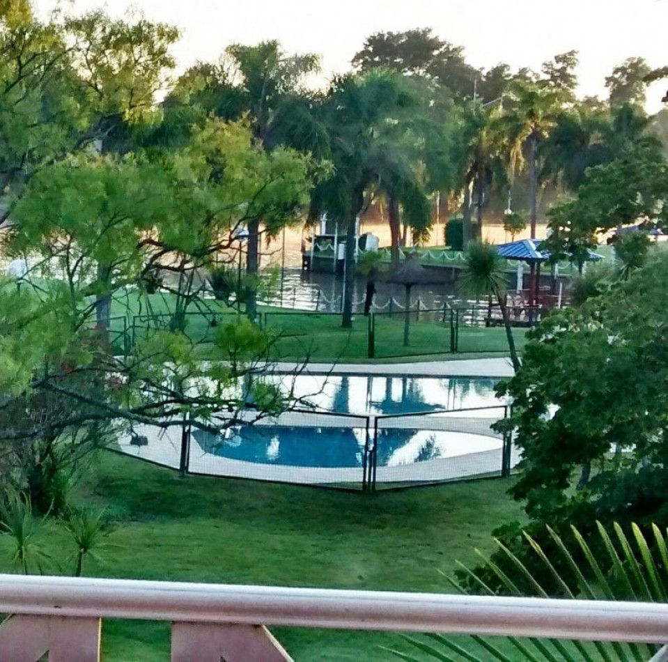 Espectacular Casa BoatCenter Tigre. 