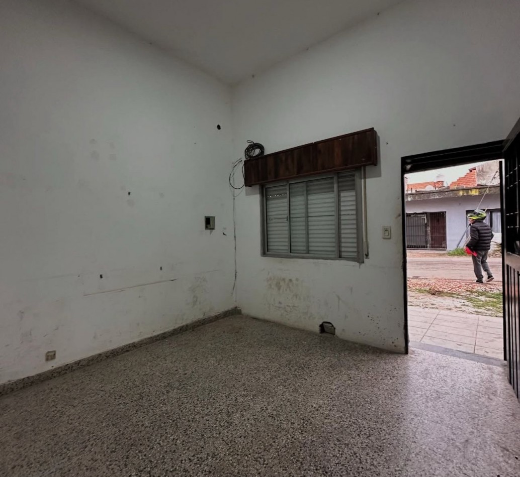 Alquiler Departamento en Maquinista Savio.