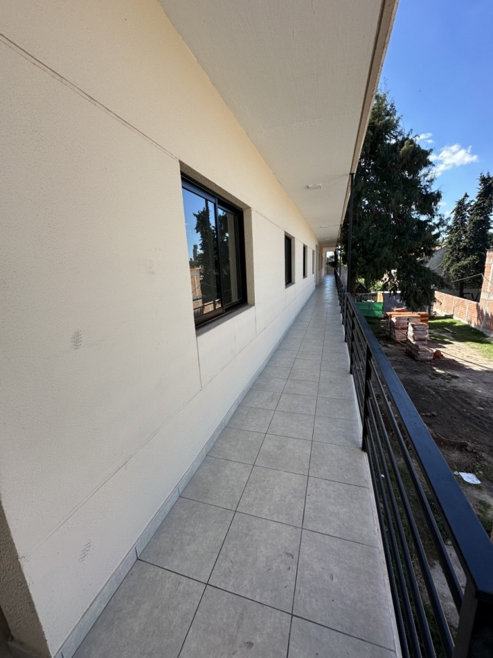 Departamento 2 amb. San Miguel. 