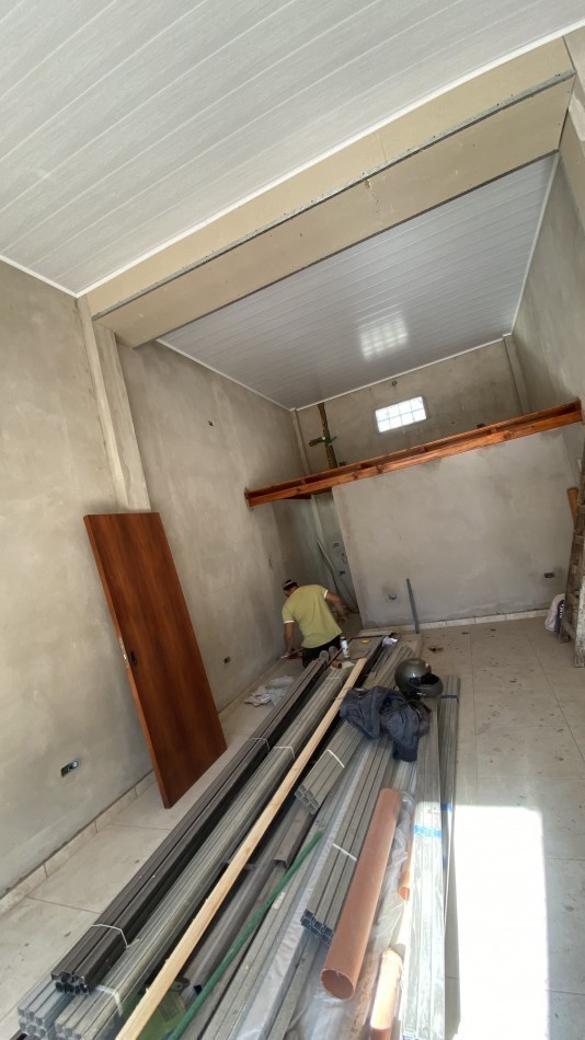 Local en Jose C. Paz a estrenar. 