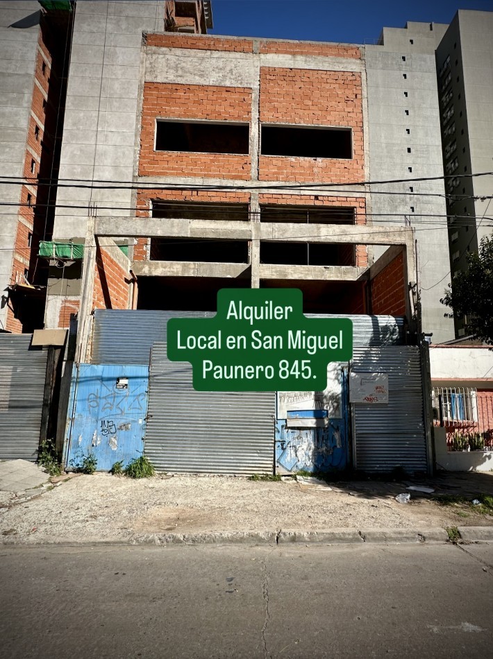 Locales en Muniz. 
