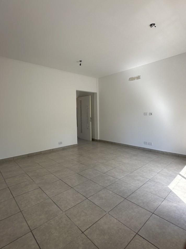 Departamento 2 amb. San Miguel. 