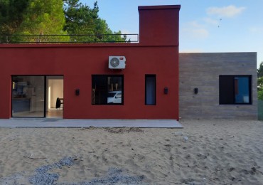 Reserva El Pinar, Lucila del Mar.