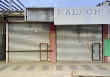 Locales en Grand Bourg, en la Avenida.